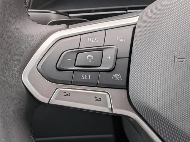 2026 Volkswagen Atlas Cross Sport SEL Premium R-Line