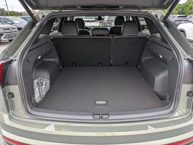 2026 Volkswagen Atlas Cross Sport SEL Premium R-Line