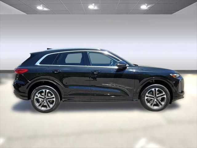 2025 Audi Q5 Premium TFSI quattro S tronic