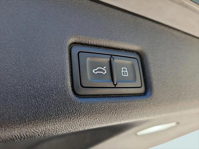 2025 Audi Q5 Premium TFSI quattro S tronic