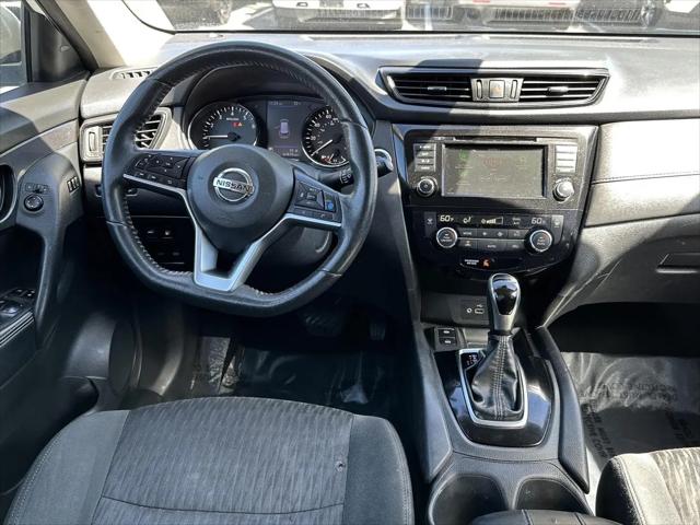 2020 Nissan Rogue SV FWD