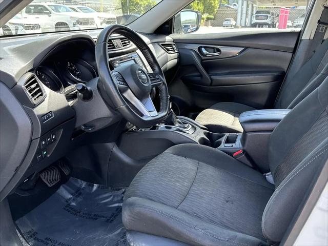 2020 Nissan Rogue SV FWD