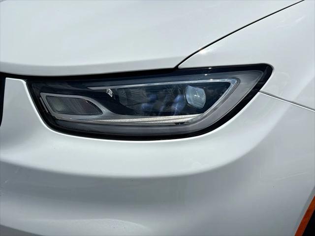 2024 Chrysler Pacifica Hybrid S Appearance Pkg