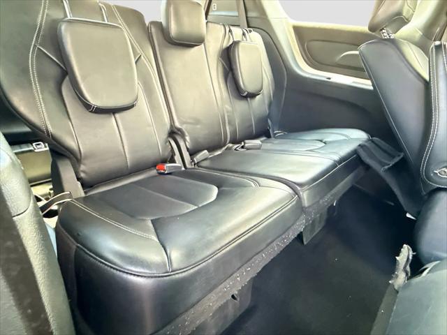 2024 Chrysler Pacifica Hybrid S Appearance Pkg