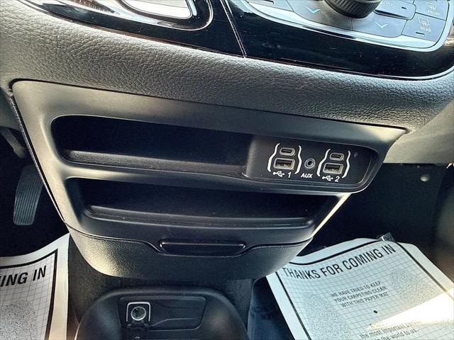 2024 Chrysler Pacifica Hybrid S Appearance Pkg