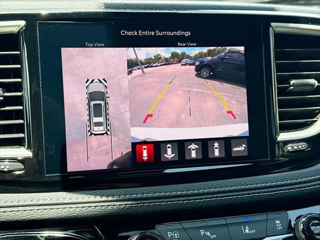 2024 Chrysler Pacifica Hybrid S Appearance Pkg