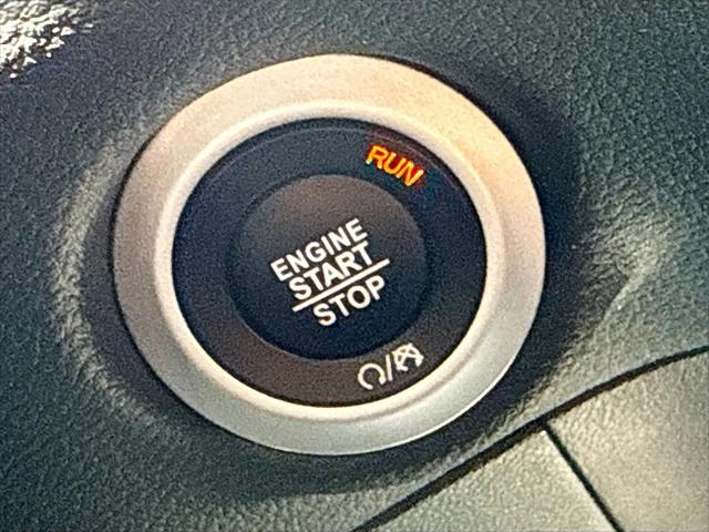 2024 Chrysler Pacifica Hybrid S Appearance Pkg