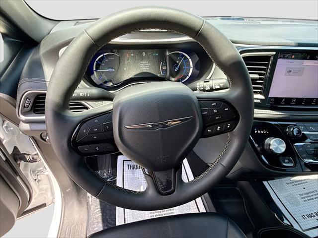 2024 Chrysler Pacifica Hybrid S Appearance Pkg