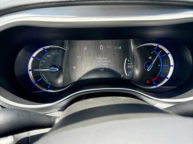 2024 Chrysler Pacifica Hybrid S Appearance Pkg