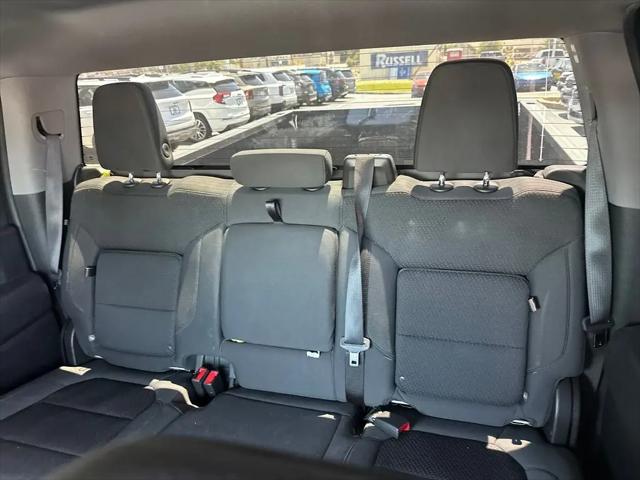 2023 Chevrolet Silverado 2500HD 4WD Crew Cab Standard Bed Custom