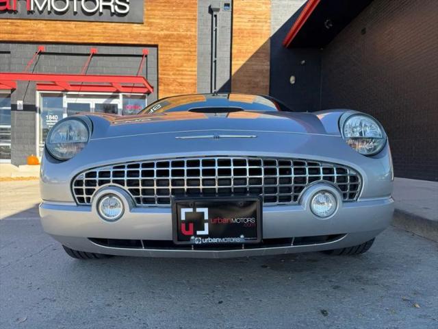 2004 Ford Thunderbird Base