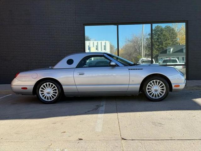 2004 Ford Thunderbird Base