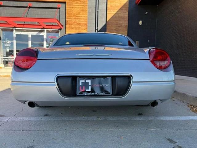 2004 Ford Thunderbird Base
