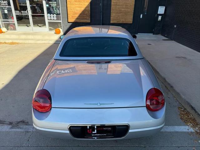 2004 Ford Thunderbird Base