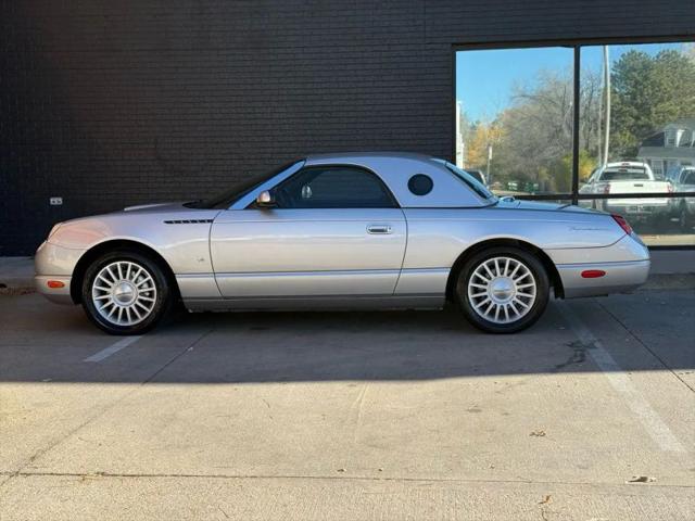 2004 Ford Thunderbird Base