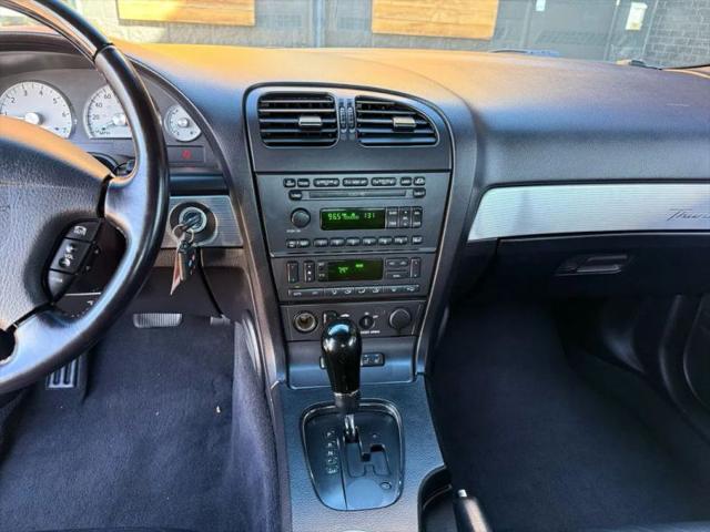2004 Ford Thunderbird Base