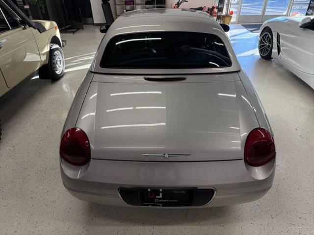 2004 Ford Thunderbird Base