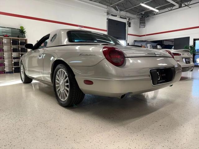 2004 Ford Thunderbird Base