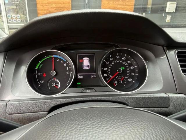 2015 Volkswagen e-Golf Limited Edition