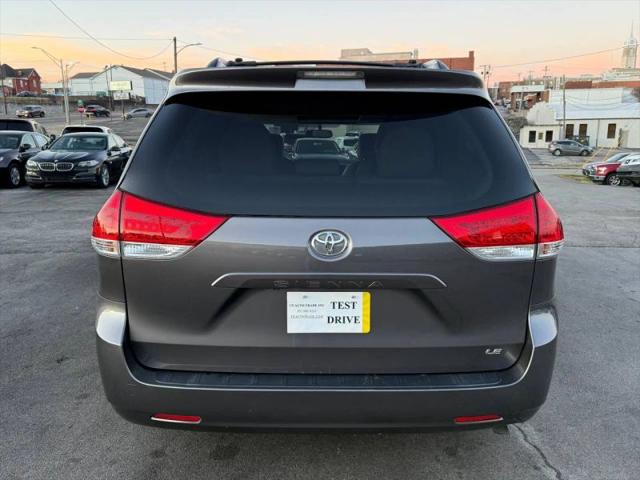 2014 Toyota Sienna LE V6 7 Passenger Mobility