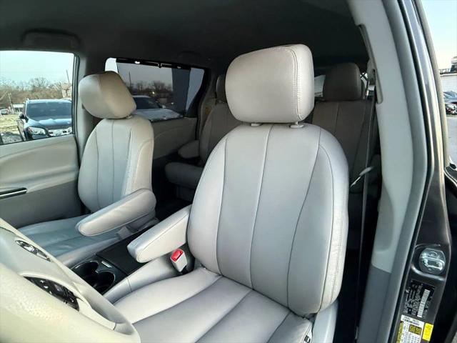 2014 Toyota Sienna LE V6 7 Passenger Mobility