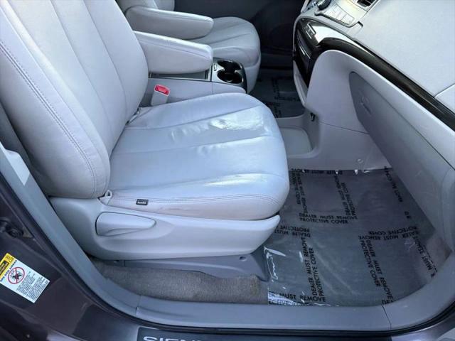 2014 Toyota Sienna LE V6 7 Passenger Mobility