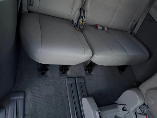 2014 Toyota Sienna LE V6 7 Passenger Mobility
