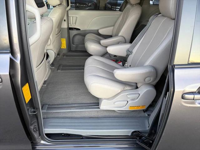 2014 Toyota Sienna LE V6 7 Passenger Mobility