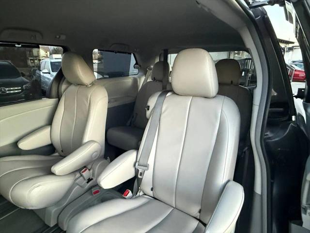 2014 Toyota Sienna LE V6 7 Passenger Mobility