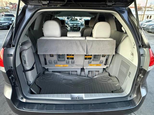 2014 Toyota Sienna LE V6 7 Passenger Mobility