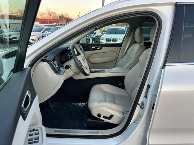 2018 Volvo XC60 T5 Momentum