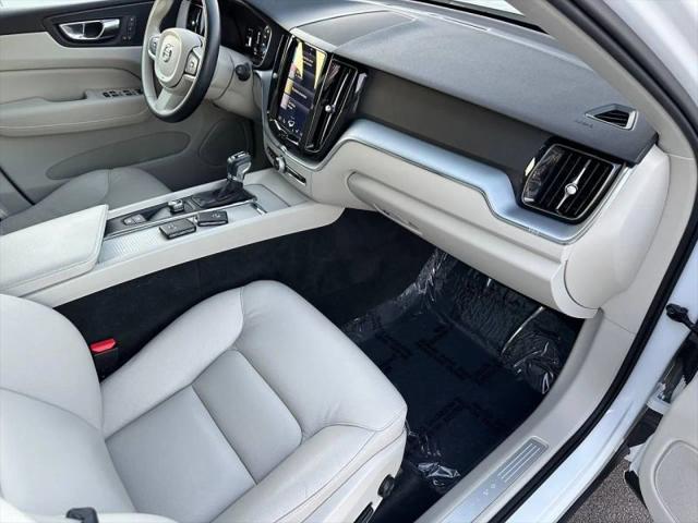 2018 Volvo XC60 T5 Momentum