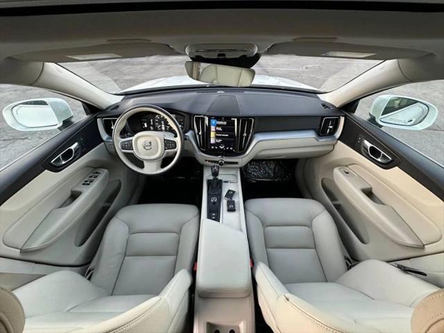 2018 Volvo XC60 T5 Momentum