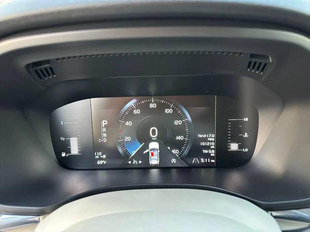 2018 Volvo XC60 T5 Momentum