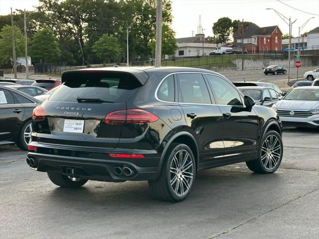 2016 Porsche Cayenne S
