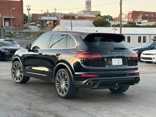 2016 Porsche Cayenne S