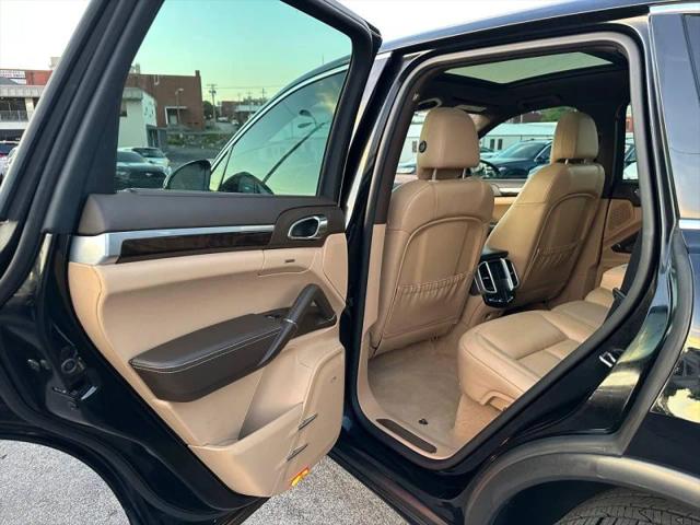 2016 Porsche Cayenne S