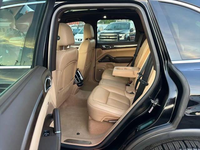 2016 Porsche Cayenne S