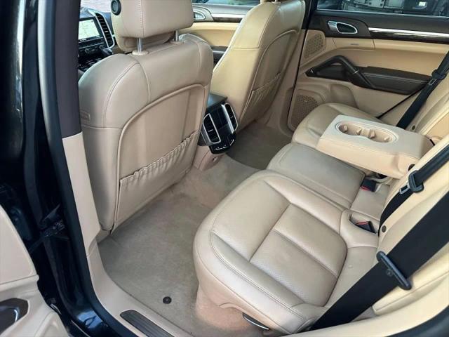 2016 Porsche Cayenne S