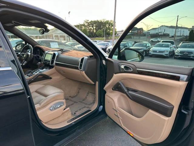2016 Porsche Cayenne S