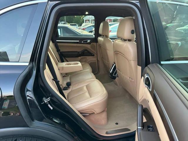 2016 Porsche Cayenne S