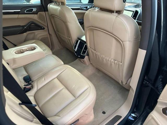 2016 Porsche Cayenne S