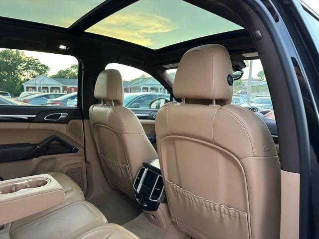2016 Porsche Cayenne S