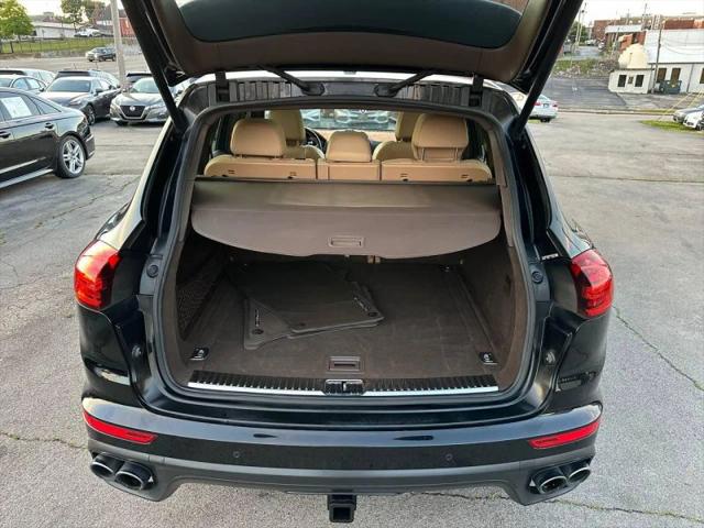 2016 Porsche Cayenne S