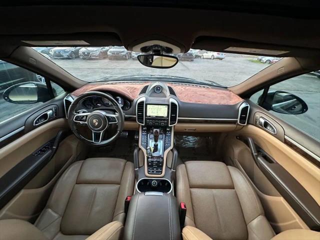 2016 Porsche Cayenne S