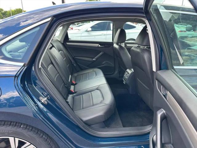 2021 Volkswagen Passat 2.0T SE