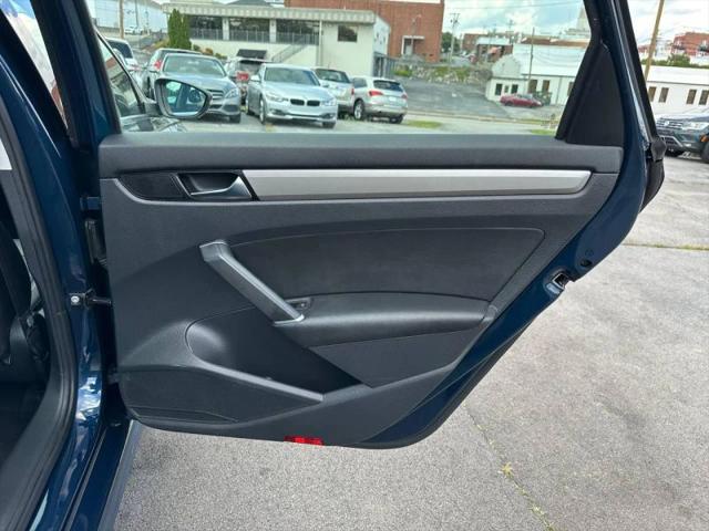 2021 Volkswagen Passat 2.0T SE