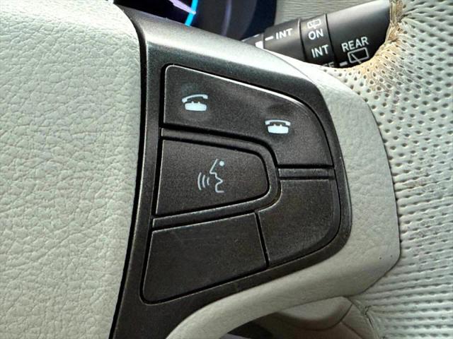 2013 Toyota Sienna XLE V6 8 Passenger