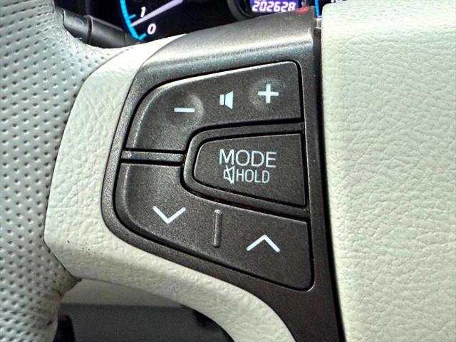 2013 Toyota Sienna XLE V6 8 Passenger