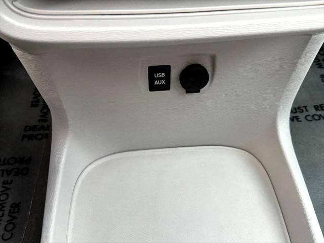 2013 Toyota Sienna XLE V6 8 Passenger